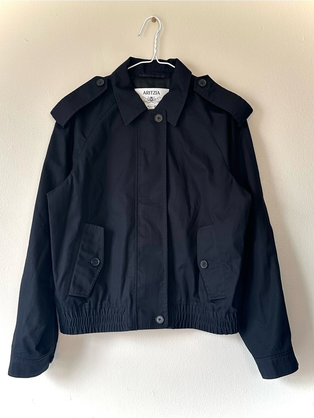 Aritzia Black “The Arno” City Twill Bomber Jacket Medium Lightweight Classic